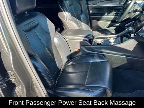 Certified 2022 Jeep Grand Cherokee L Overland w/ Luxury Tech Group IV RWD image 13