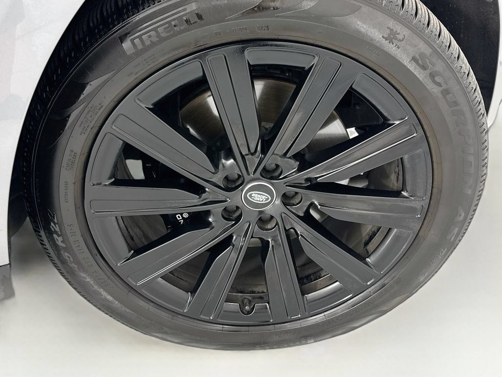Used 2023 Land Rover Range Rover SE AWD/4WD image 31