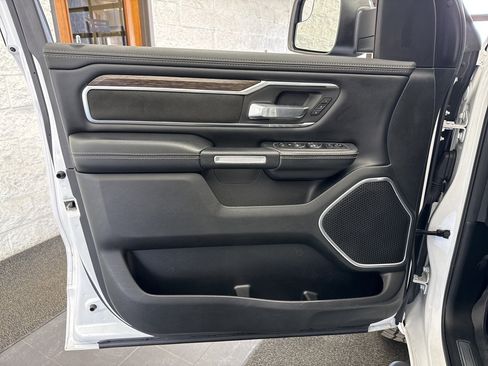 Used 2020 RAM 1500 Laramie image 31