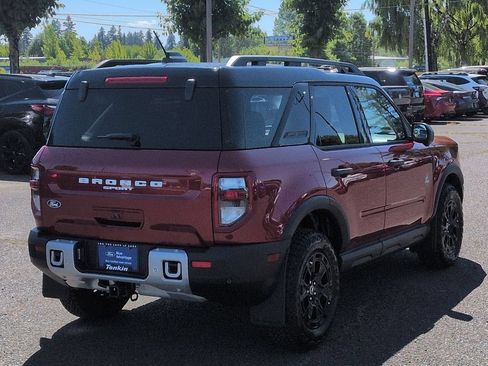 Certified 2026 Ford Bronco Sport Outer Banks w/ Sasquatch Outer Banks Package AWD/4WD image 5