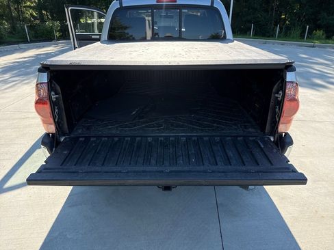 Used 2006 Toyota Tacoma 4x4 Double Cab image 32