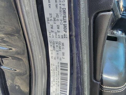 Used 2014 Jeep Grand Cherokee Limited image 33