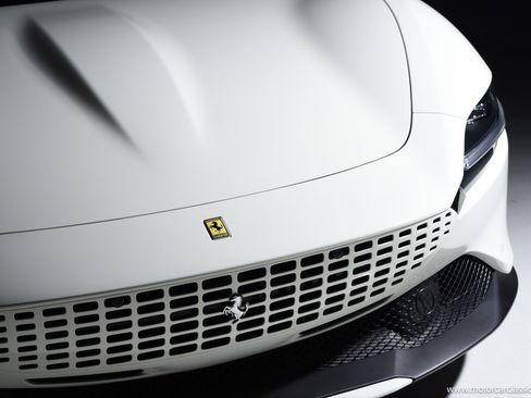 Used 2024 Ferrari Roma image 18