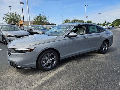 New 2025 Honda Accord EX-L image 3