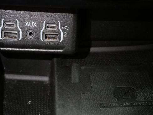 Used 2022 Dodge Durango R/T w/ Tow 'N Go Package image 22