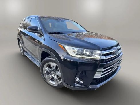 Used 2019 Toyota Highlander Limited Platinum AWD/4WD image 8