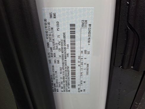 New 2026 Ford Transit 250 148 Medium Roof w/ HVAC Trade Package image 17