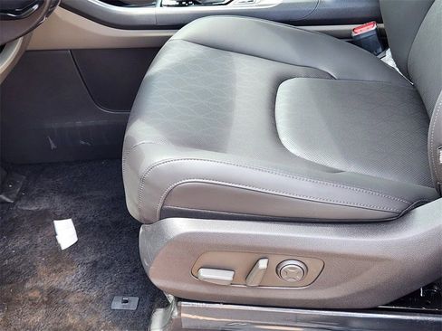 New 2026 Kia Carnival EX image 9