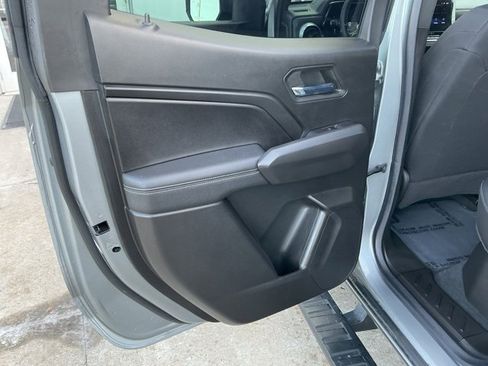 Used 2023 Chevrolet Colorado LT w/ LT Convenience Package image 20