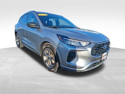 Used 2023 Ford Escape ST-Line image 4