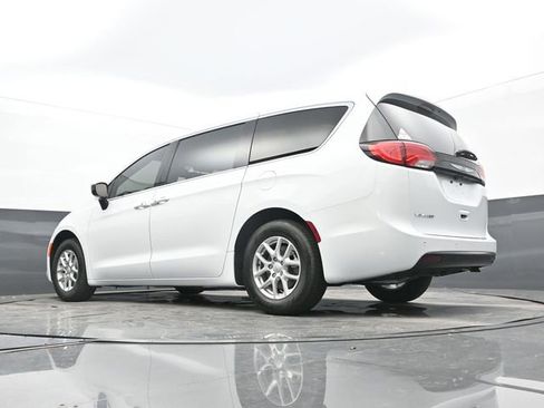 New 2025 Chrysler Voyager LX image 56