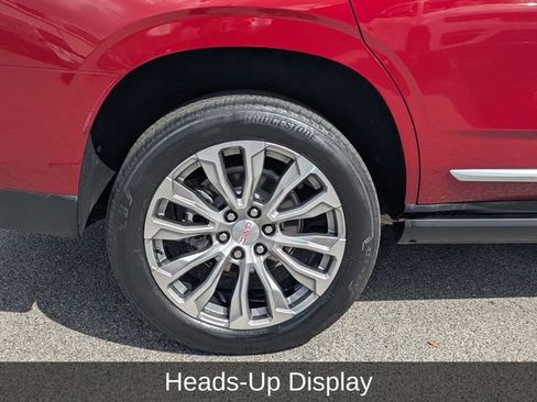 Used 2021 GMC Yukon Denali w/ Denali Premium Package image 13