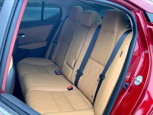 Used 2021 Nissan Sentra SV w/ SV Premium Package image 20