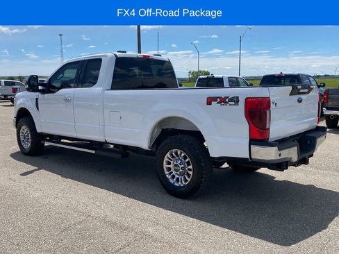 Used 2022 Ford F250 XLT w/ XLT Premium Package AWD/4WD image 4
