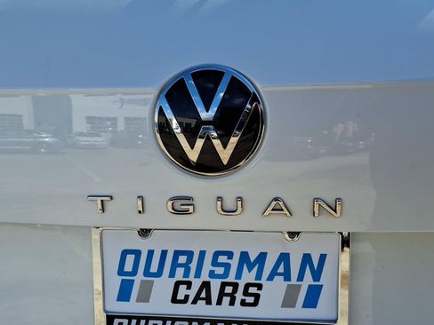 Used 2023 Volkswagen Tiguan SE image 7