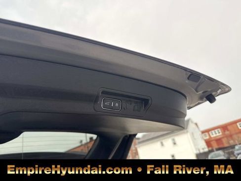 Used 2025 Ford Explorer ST-Line AWD/4WD image 8