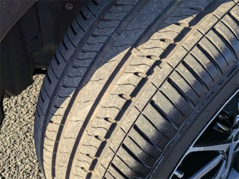 Used 2022 Toyota Camry SE image 14