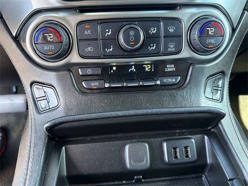 Used 2016 Chevrolet Suburban LTZ image 21