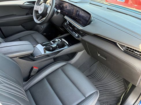 Certified 2024 Buick Envision Avenir AWD/4WD image 13