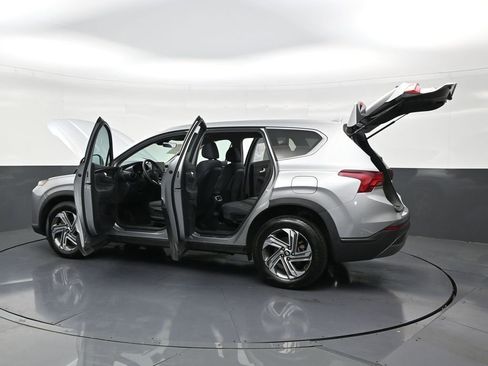 Used 2023 Hyundai Santa Fe SE image 32