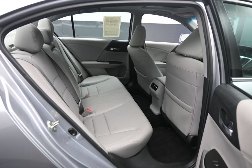 Used 2016 Honda Accord EX-L image 27