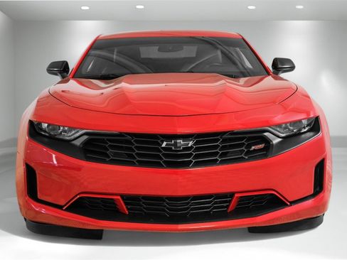 Used 2022 Chevrolet Camaro LT image 6