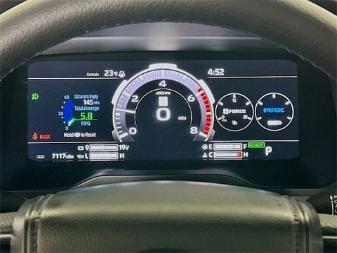 Used 2025 Toyota Sequoia Platinum image 13