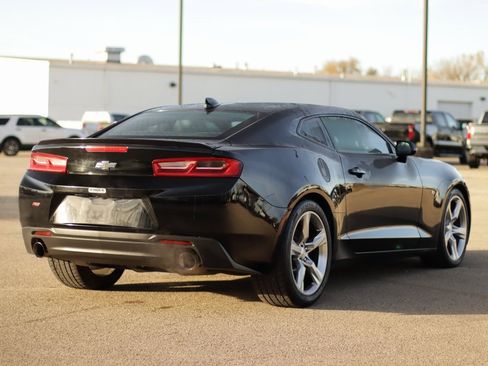 Used 2017 Chevrolet Camaro LT w/ RS Package image 7