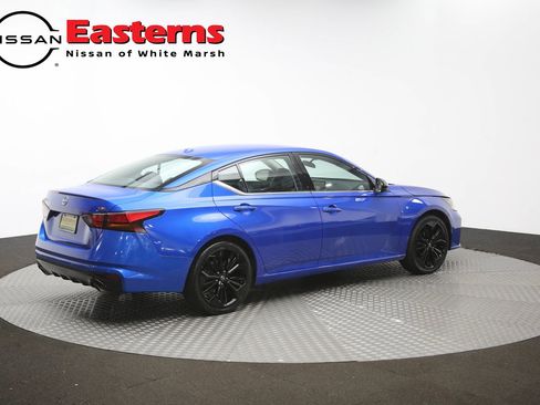 Used 2025 Nissan Altima 2.5 SR FWD image 42