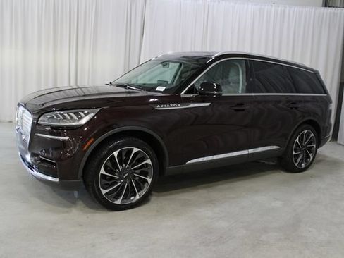 Used 2024 Lincoln Aviator Reserve w/ Equipment Group 201A AWD/4WD image 30