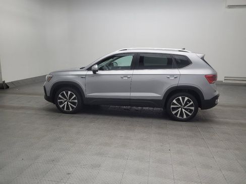 Used 2022 Volkswagen Taos SE w/ IQ.Drive SE Package AWD/4WD image 3