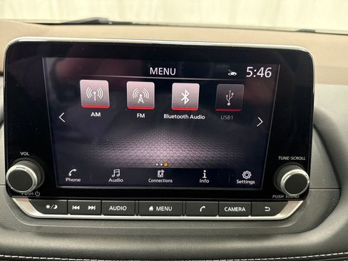 Used 2023 Nissan Rogue SV image 27