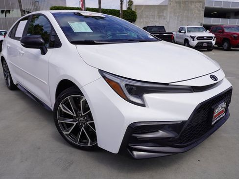 Certified 2024 Toyota Corolla Sedan w/ SE Convenience Package FWD image 2