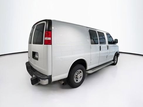 Used 2022 Chevrolet Express 2500 w/ Driver Convenience Package image 7