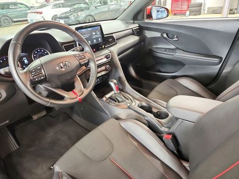 Used 2020 Hyundai Veloster 2.0 Premium image 9