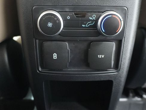 Used 2021 Ford Explorer XLT w/ Equipment Group 202A RWD image 25
