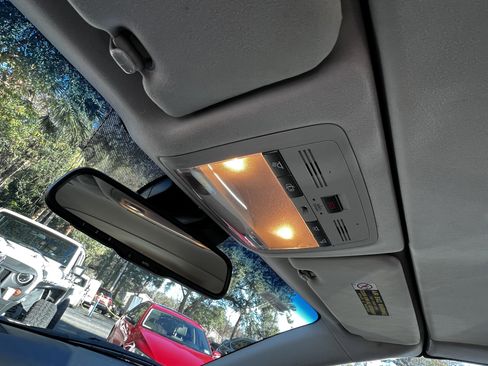 Used 2014 Lexus IS 250C image 29