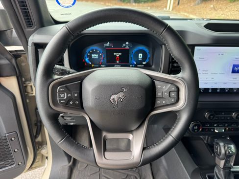 Used 2025 Ford Bronco Big Bend AWD/4WD image 34