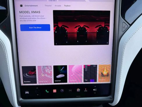 Used 2018 Tesla Model X 100D AWD/4WD image 26