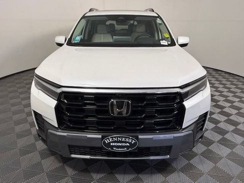 Used 2026 Honda Pilot Elite image 9