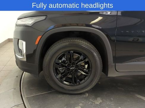 Used 2023 Chevrolet Traverse LT w/ Midnight/Sport Edition image 11