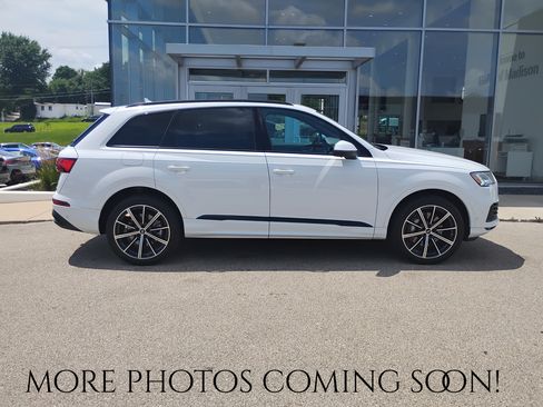 Used 2023 Audi Q7 3.0T Premium Plus AWD/4WD image 2