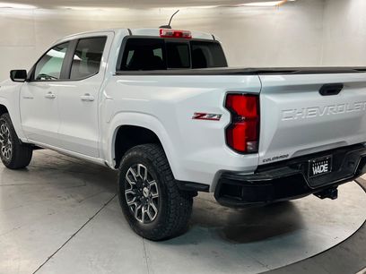 Used 2023 Chevrolet Colorado Z71 w/ Z71 Convenience Package 2