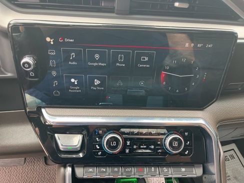 Used 2024 GMC Sierra 1500 Denali AWD/4WD image 25