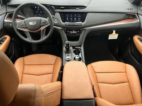 New 2026 Cadillac XT5 Premium Luxury image 9