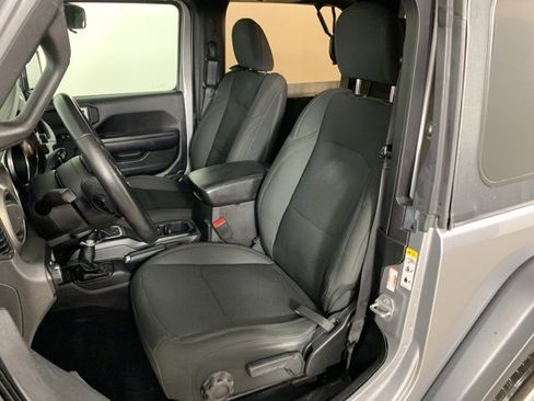 Used 2018 Jeep Wrangler Sport image 25