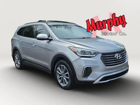 Used 2018 Hyundai Santa Fe SE FWD image 3