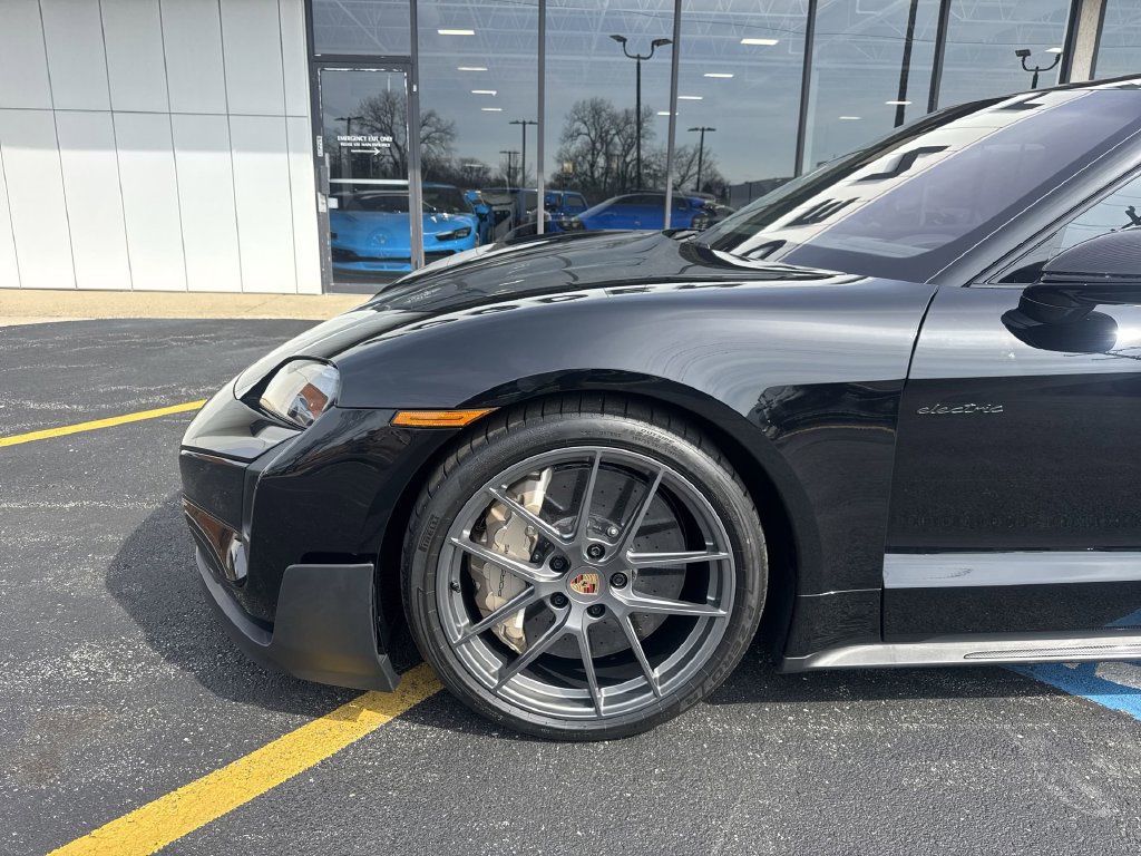 Used 2025 Porsche Taycan Turbo GT AWD/4WD image 18