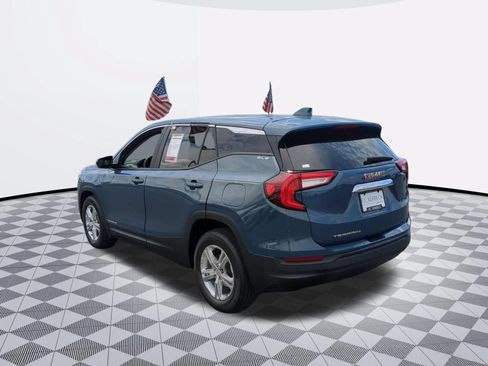 Certified 2024 GMC Terrain SLE FWD image 5