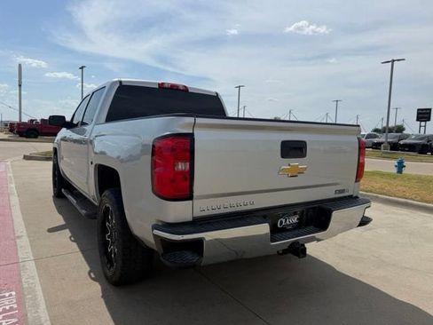Used 2018 Chevrolet Silverado 1500 LT w/ Texas Edition RWD image 9
